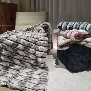 Back-Print Strip Cut Rabbit Fur