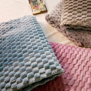 Faux Turtle Shell Jacquard